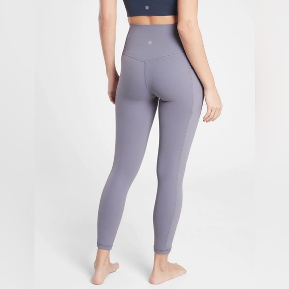 Athleta Salutation Stash 7/8 Tight - Picture 2 of 5
